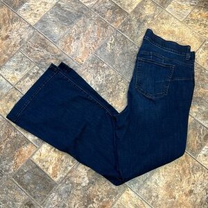 18 Tall Torrid bombshell flare jeans. Washed and worn once. No distressing.